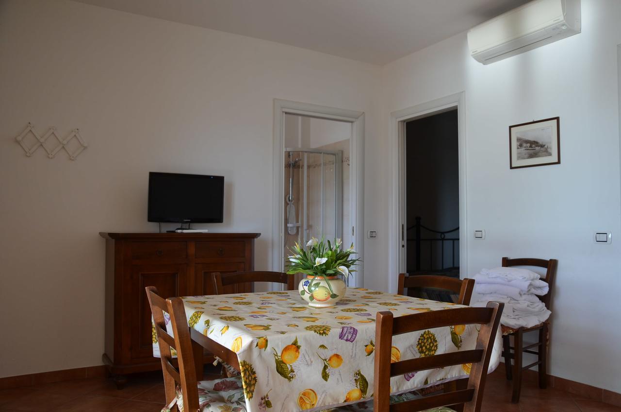 Agriturismo Tendapiccola チェリアーレ エクステリア 写真